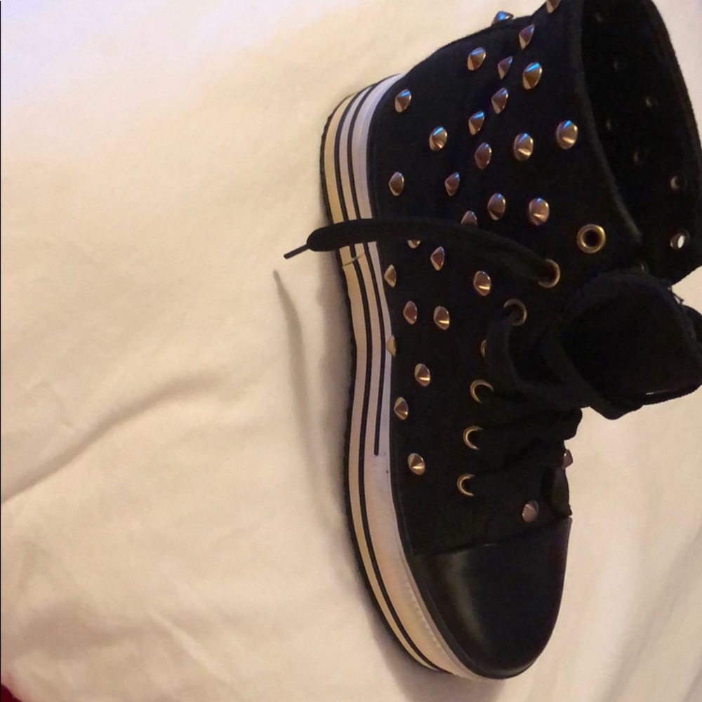 Studded platform sneakers - Picture 3 of 4